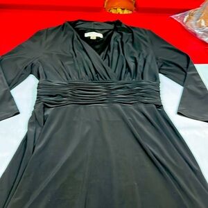 Kasper BLACK SLINKY KNIT dress size 12 VNECK ruched gathered waist faux wrap XL